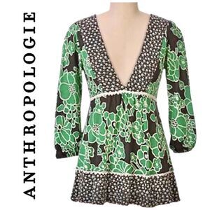 Like New Anthropologie  Ric Rac Center Stage Top
